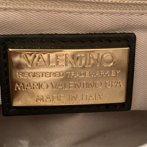 Valentino Leather Shoulder Bag Gold/Leather Chain - Picture 4 of 12